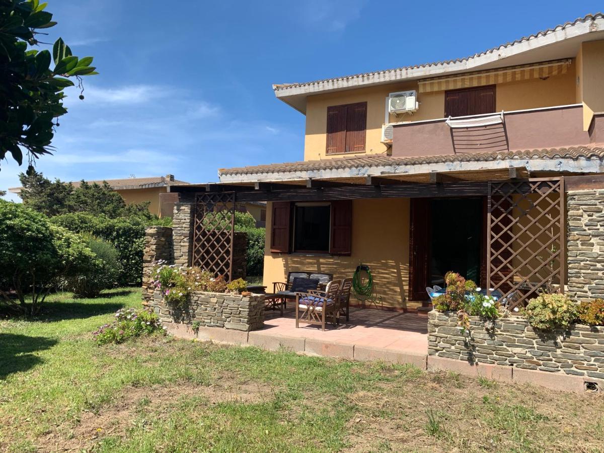Apartamento L' Elicriso, A Pochi Passi Dal Mare Con Giardino Privato - The Elicriso, A Few Meters From The Sea, With Private Garden Stintino Exterior foto