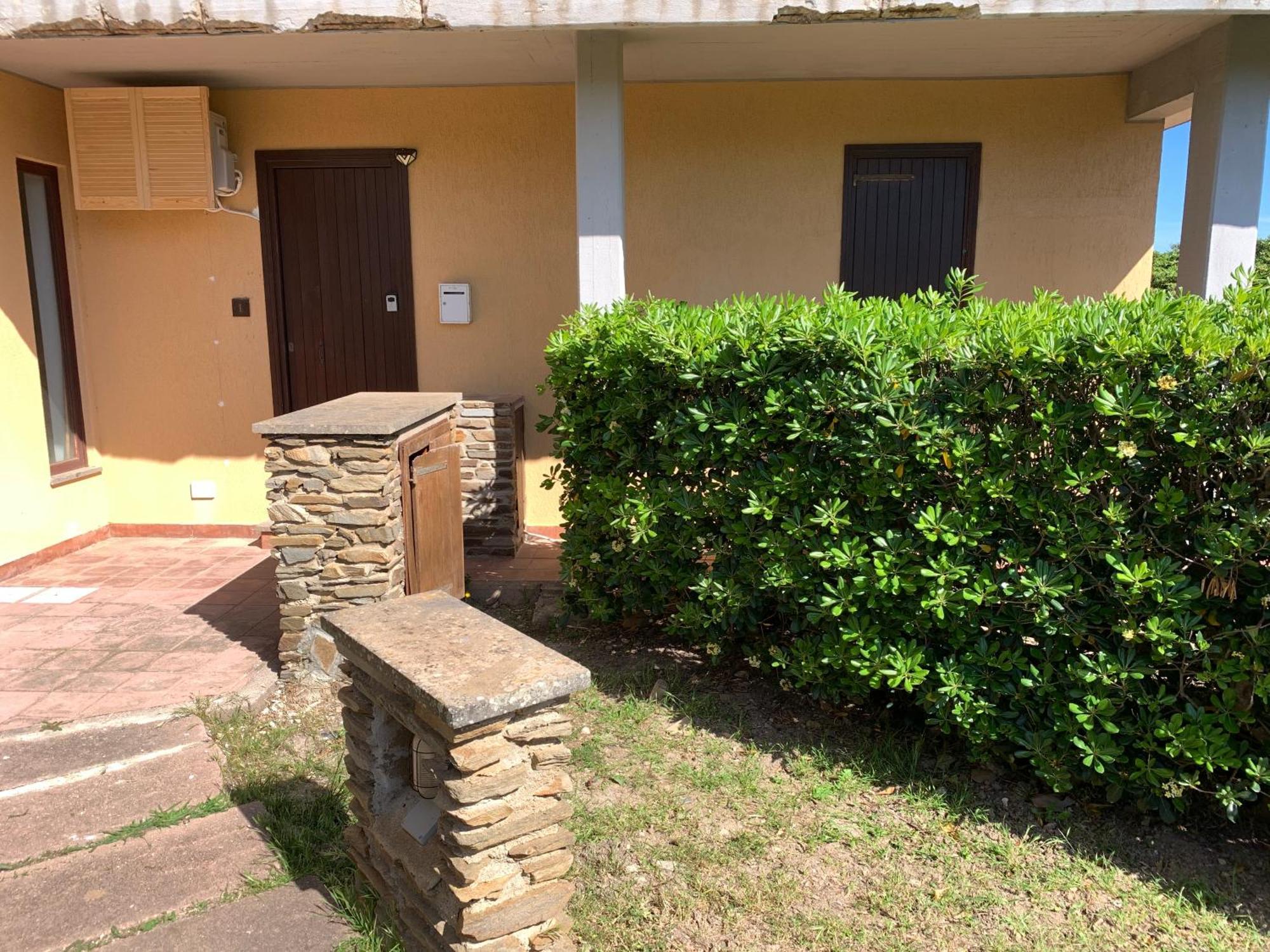 Apartamento L' Elicriso, A Pochi Passi Dal Mare Con Giardino Privato - The Elicriso, A Few Meters From The Sea, With Private Garden Stintino Exterior foto
