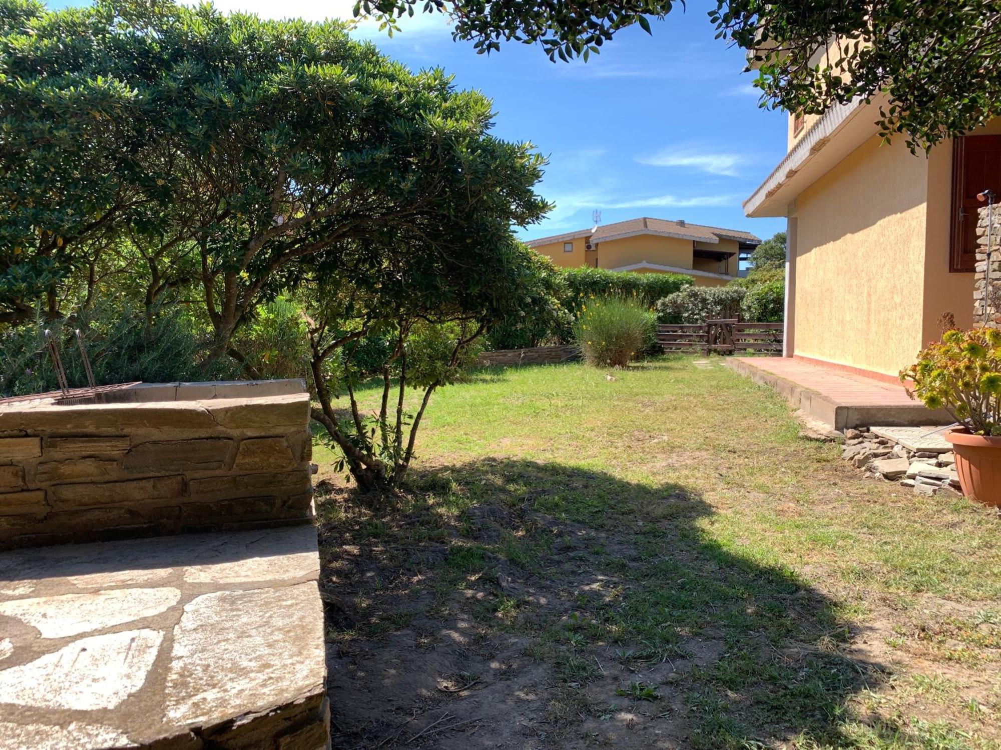 Apartamento L' Elicriso, A Pochi Passi Dal Mare Con Giardino Privato - The Elicriso, A Few Meters From The Sea, With Private Garden Stintino Exterior foto